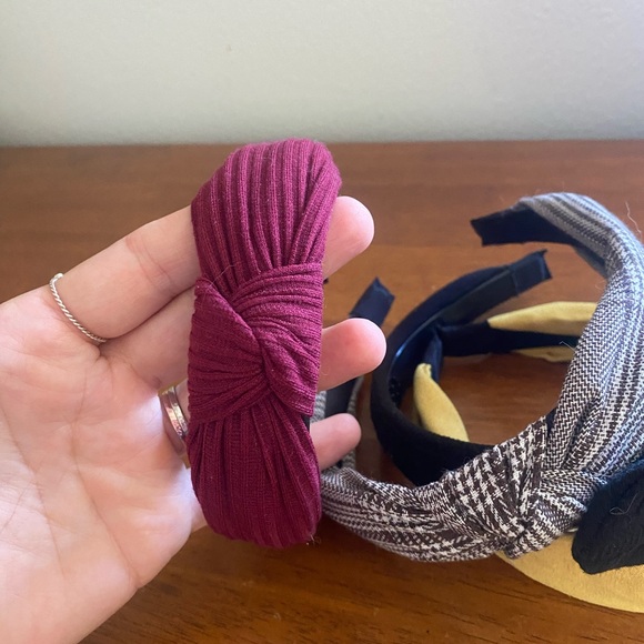 4 pack TOP KNOT headbands NWOT + large claw clip - Picture 3 of 10